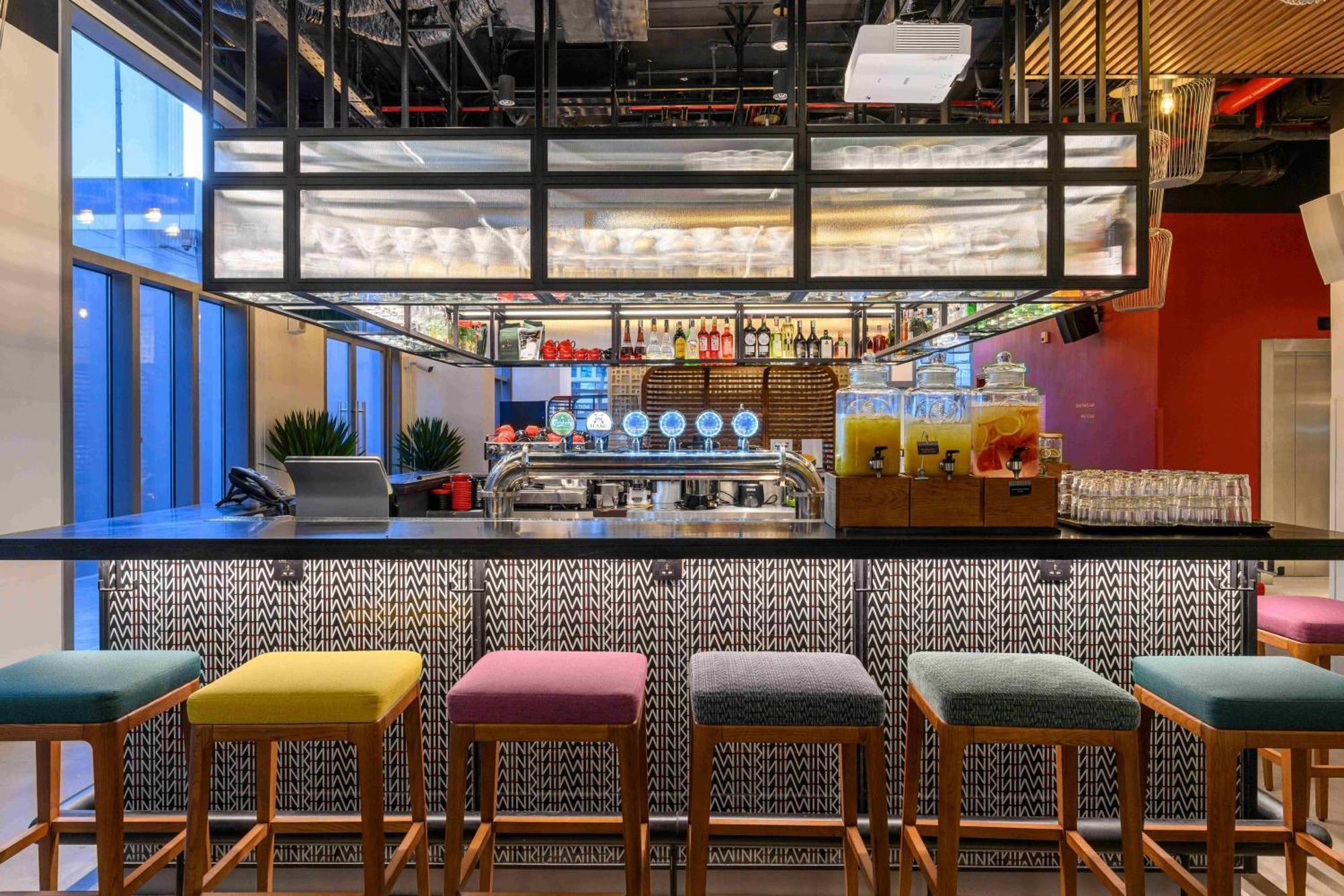 Wink Hotel Can Tho Ninh Kieu Wharf - 24Hrs Stay & Rooftop Pool Bar 외부 사진