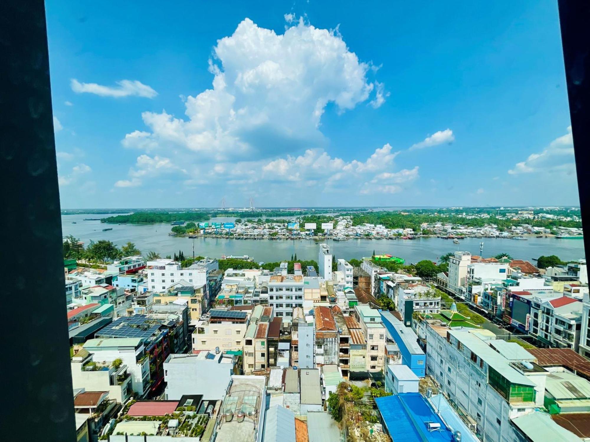 Wink Hotel Can Tho Ninh Kieu Wharf - 24Hrs Stay & Rooftop Pool Bar 외부 사진